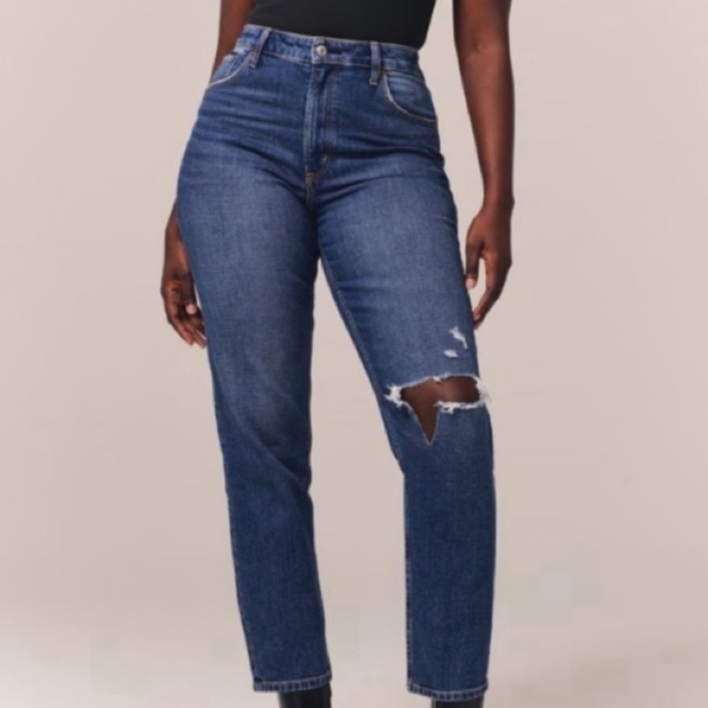 Abercrombie Curve Love High Rise Mom Jeans 8S